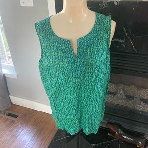 Talbots size medium sleeveless cotton shirt